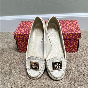 Tory Burch Cream Loafers